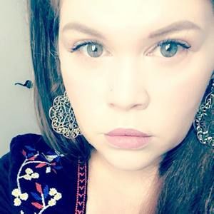 Meet your Posher, Madeline